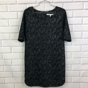 COLLECTIVE CONCEPTS Black Metallic 3/4 Sleeves Shift Dress